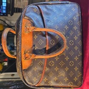 ⭐️Louis Vuitton Monogram Deauville HandBag⭐️